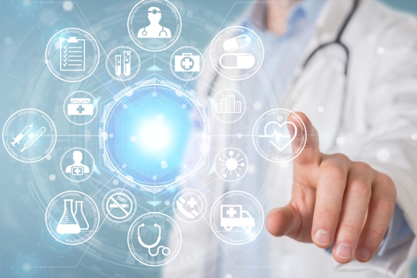 Arzt mit Hologramm Arzt mit Hologramm